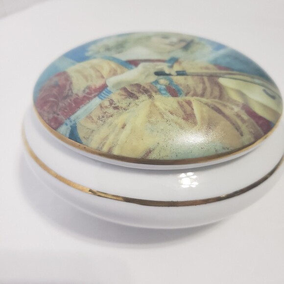 Trinket Box Vatican Museum Angel Playing the Viola by Melozo da Forli Italy - Picture 6 of 7